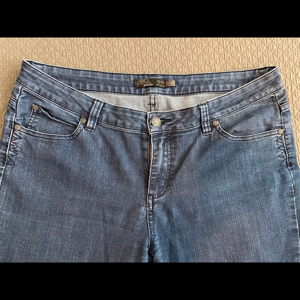 GUC Prana Sz 12/31 Short Inseam Jeans